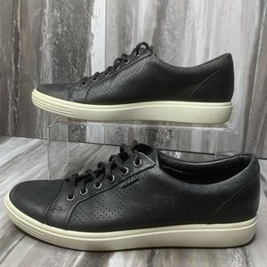 ECCO Women's Black 10 Soft Sneaker Tie Perforated Shoes